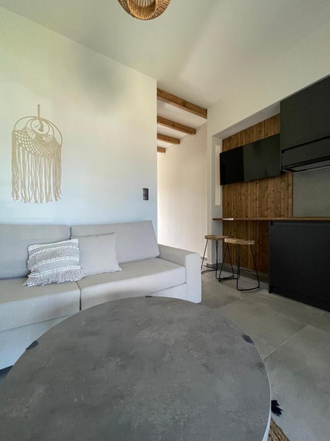 Aellw Cozy Apartment 2 Nea Thesi エクステリア 写真